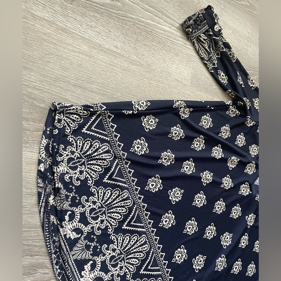 Sew in Love Medium Half Sleeve Navy Blue Flowy Women’s Dress - Picture 2 of 5